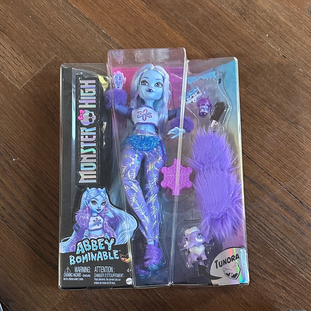 Monster High Abbey Bominable Doll - Blue and Purple Outfit NIB